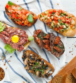 Lemon Dijon Vina igrette Kale Quinoa, and Avocado Salad with